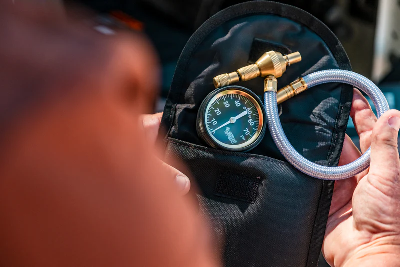 Tyre Deflator & Gauge - Image 3